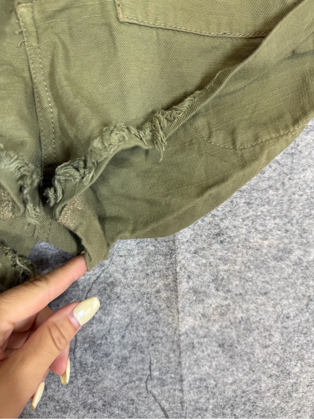 One Teaspoon Olive Green Distressed Denim Shorts Size 25 Boho Festival Cutoff - Picture 7 of 14